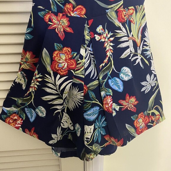 Forever 21 Romper Shorts Women Small Blue Floral Tropical Sleeveless Open Back - Picture 5 of 10
